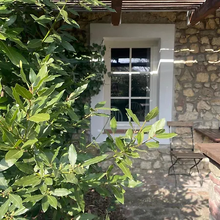 Apartment Ko, Es Kavics Vendeghazak *
