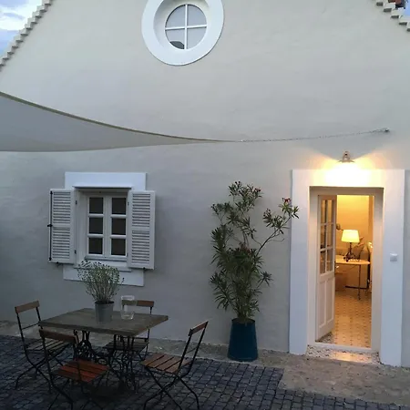 Ko, Es Kavics Vendeghazak アパート *