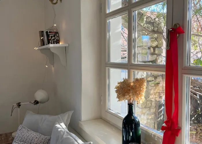 Ko, Es Kavics Vendeghazak * Köveskál