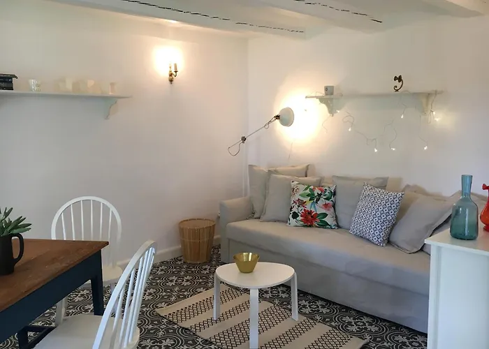 Ko, Es Kavics Vendeghazak *